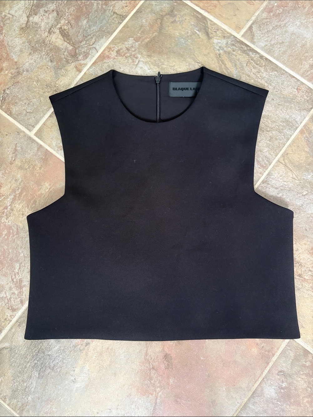 BLAQUE LABEL STRUCTURED TOP- size XS